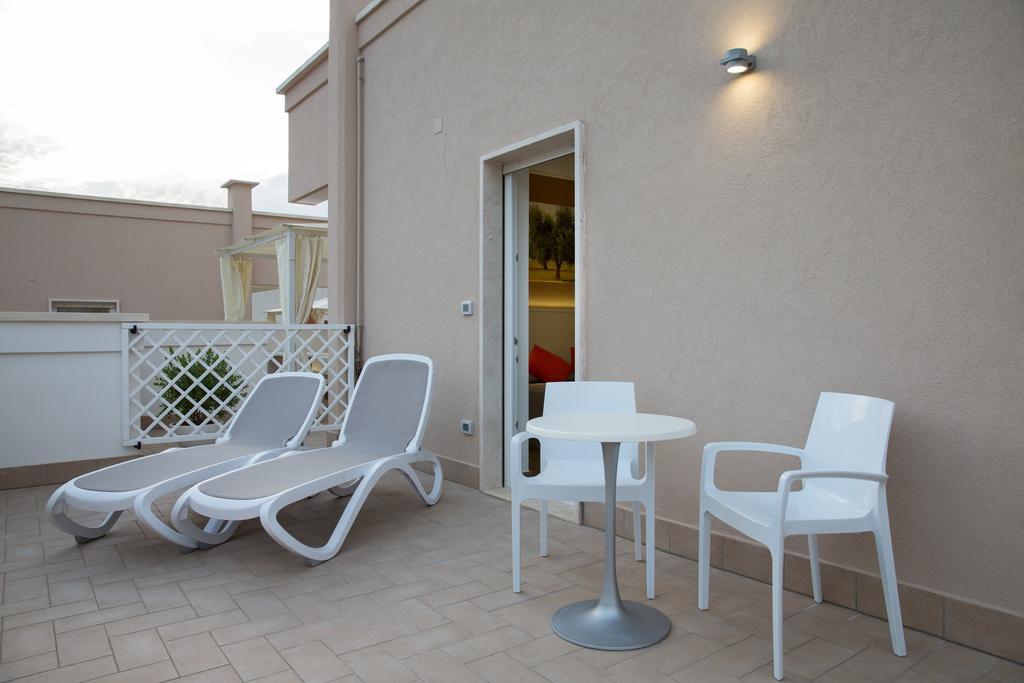 La Casa Del Turista Bed & Breakfast Gallipoli Bagian luar foto