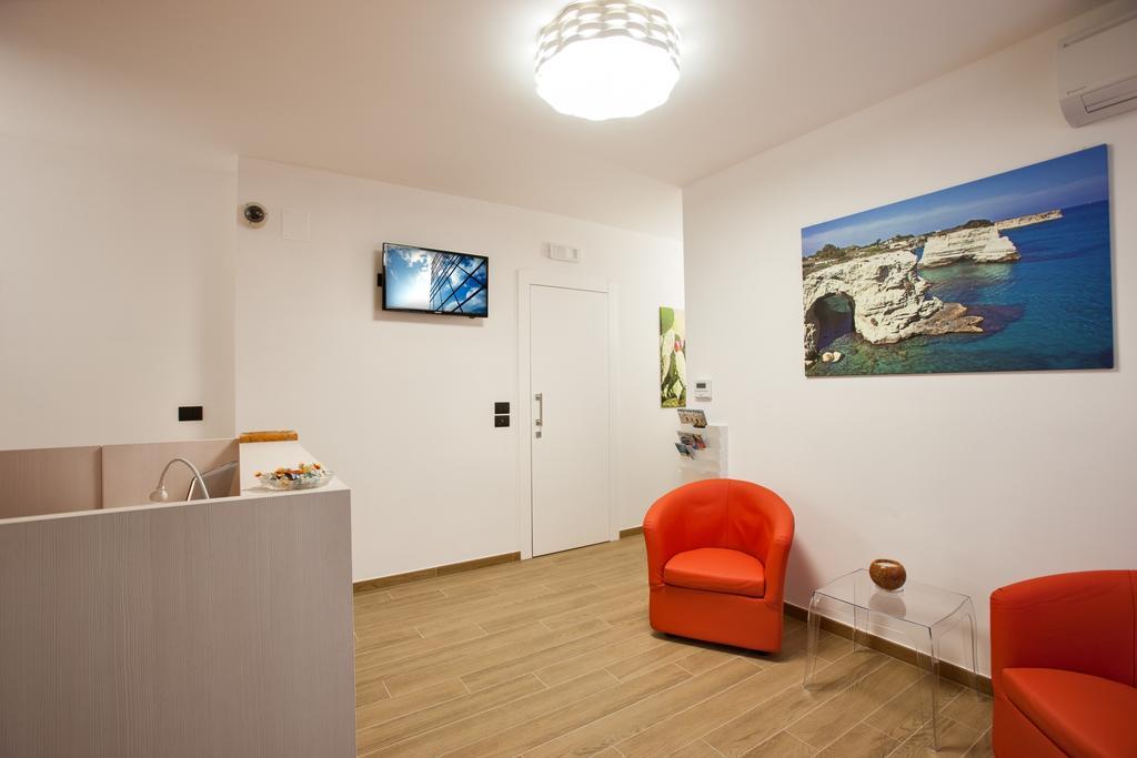 La Casa Del Turista Bed & Breakfast Gallipoli Bagian luar foto