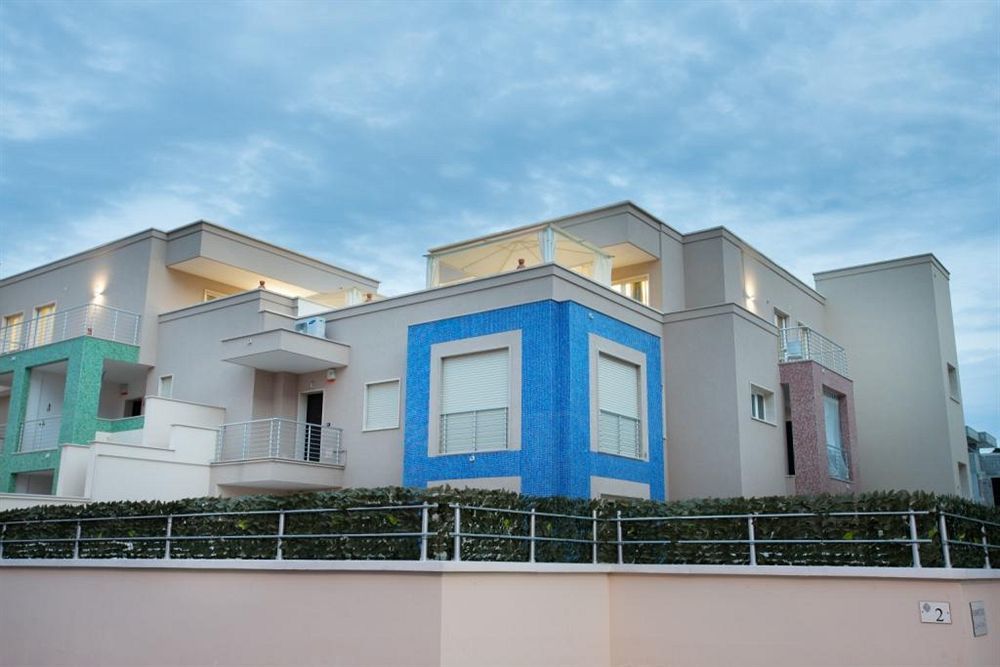 La Casa Del Turista Bed & Breakfast Gallipoli Bagian luar foto
